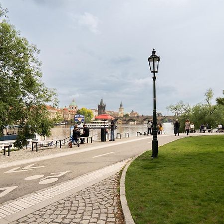 River View Apartment Прага Екстериор снимка