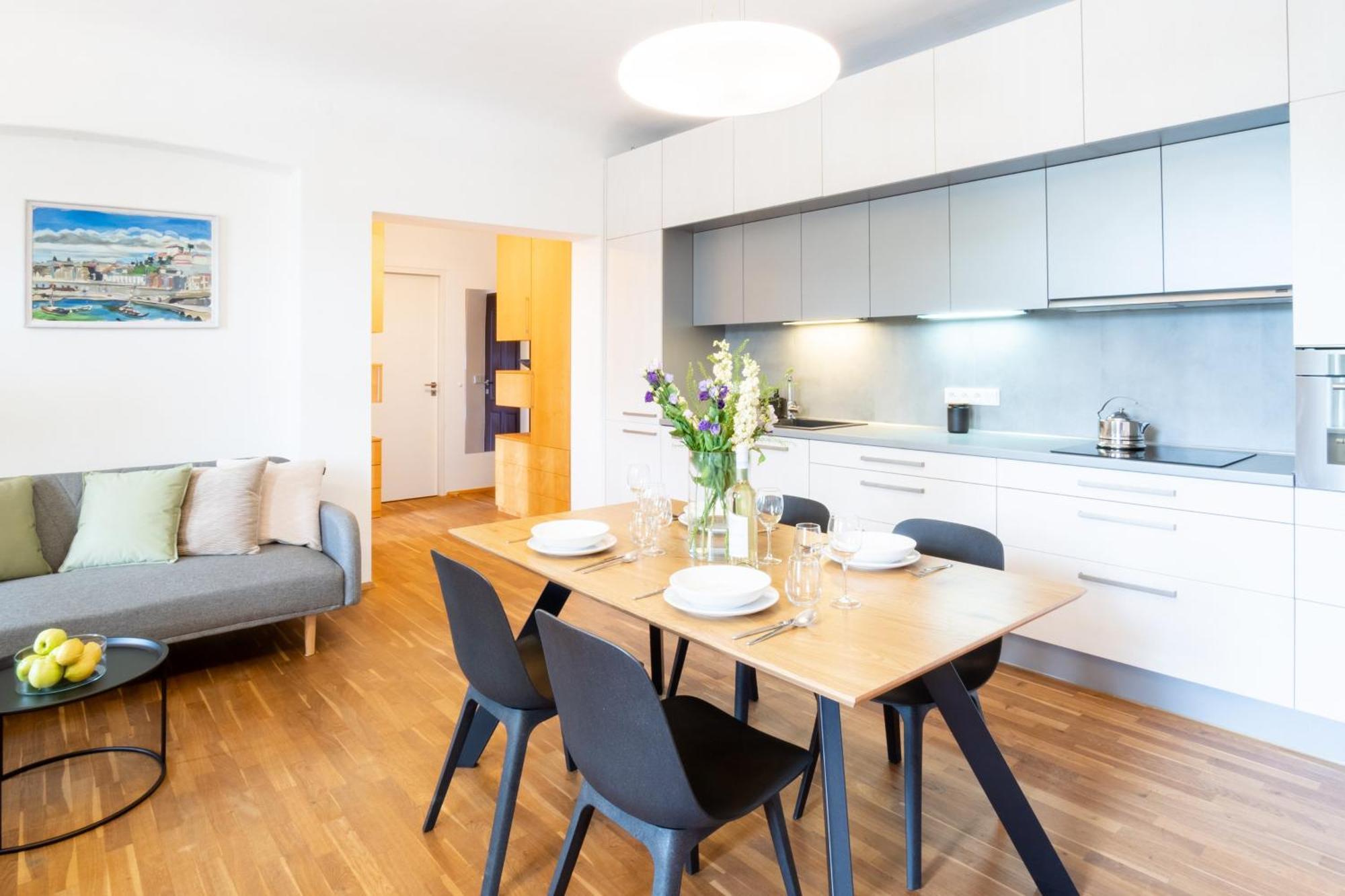 River View Apartment Прага Екстериор снимка